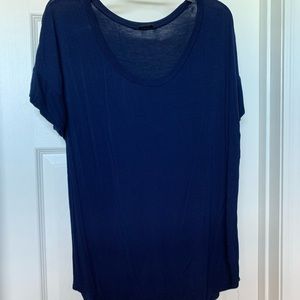 Basic blue tunic style top